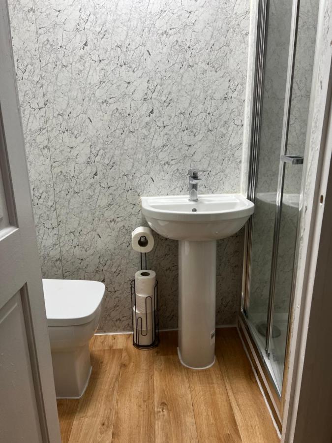 Central London Cosy Apartment ภายนอก รูปภาพ