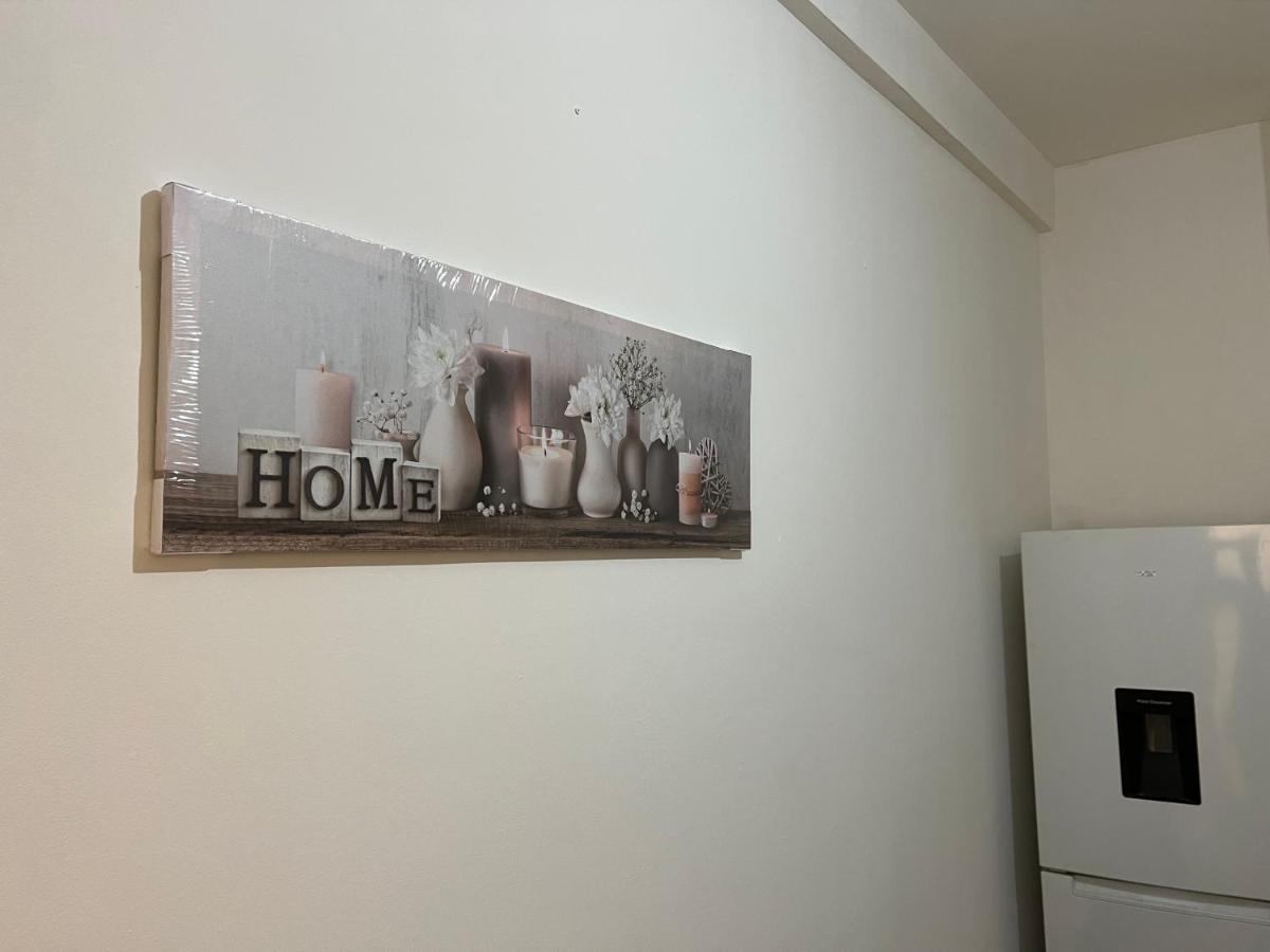 Central London Cosy Apartment ภายนอก รูปภาพ